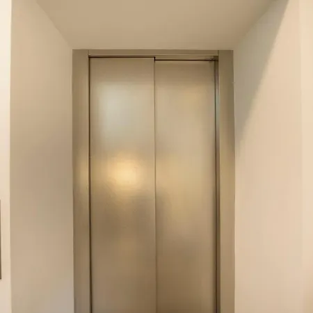 Noworybna 1 Lägenhet *